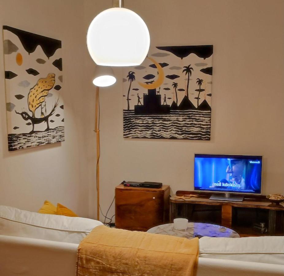 Nice Flat Under The Castle براتسيلافا المظهر الخارجي الصورة